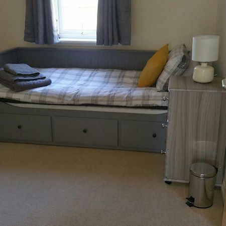 Lerwick Garden Apartment Інвернесс Екстер'єр фото